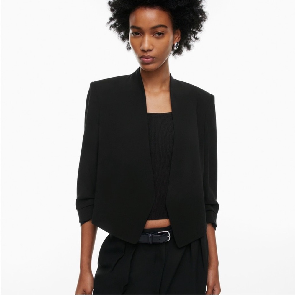 Aritzia Babaton Sz 0 Power Waist Black Open Front Blazer